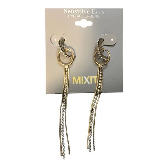 🌼🌼Mixit double hoop gold tone with tassels. NWT🌼🌼 - Picture 2 of 2